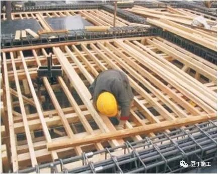 建設工程勘察與模板、混凝土工程施工操作要點