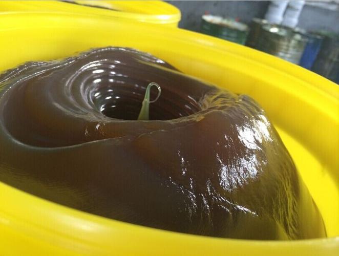 潤滑脂企業專業研制生產銷售各種型號多功能長壽命通用潤滑脂系列產品